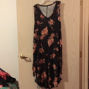 Floral dress by 24/7. Size 2X